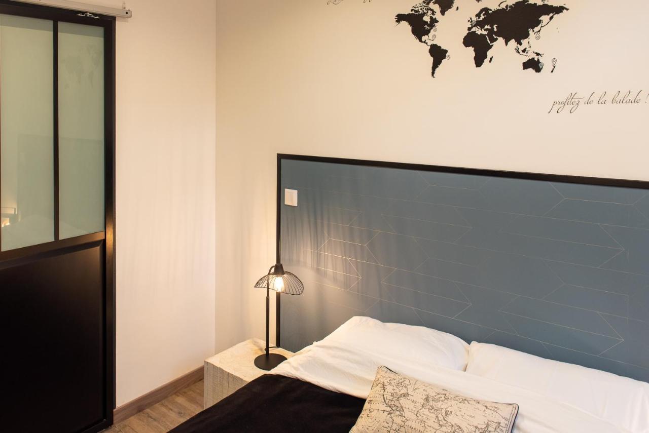 Immeuble Hyper Centre Apartment มงโตบ็อง ภายนอก รูปภาพ