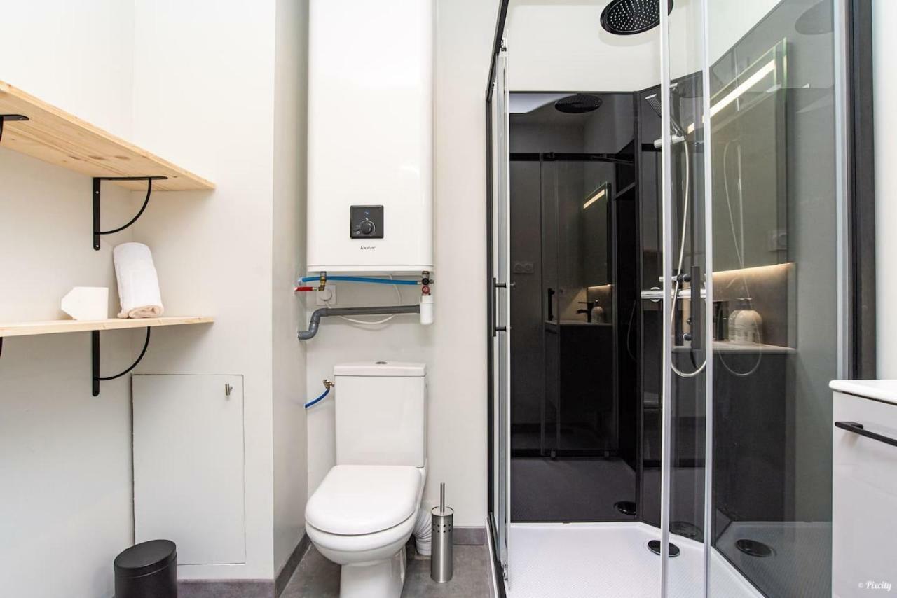 Immeuble Hyper Centre Apartment มงโตบ็อง ภายนอก รูปภาพ